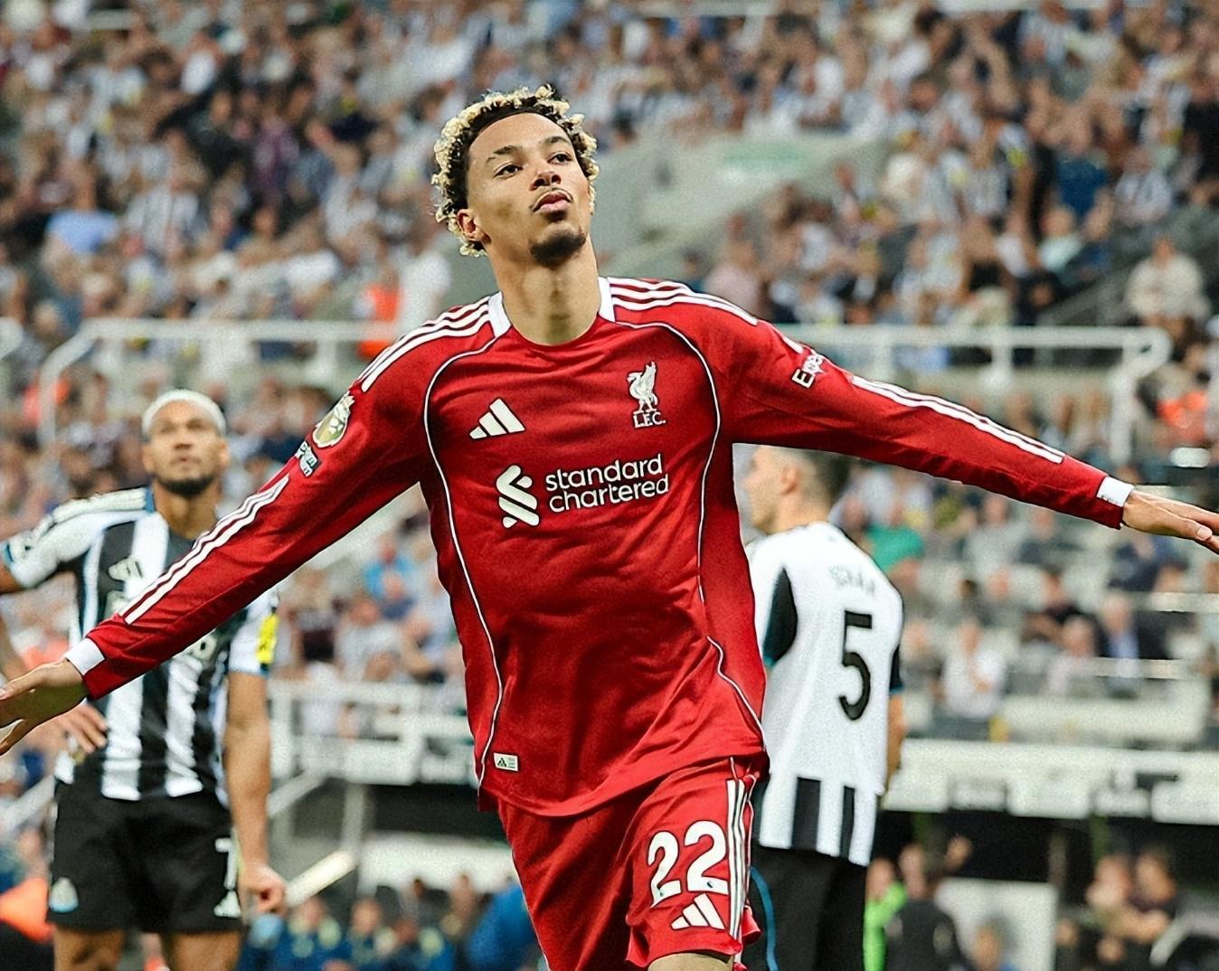 开云下载-埃基蒂克2场造3球，纽卡斯尔坚持要价1.5亿镑，伊萨克还值得买吗