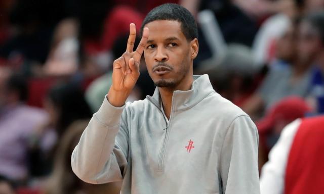 开云-塞拉斯子承父业不容易！火箭教头如同走钢索