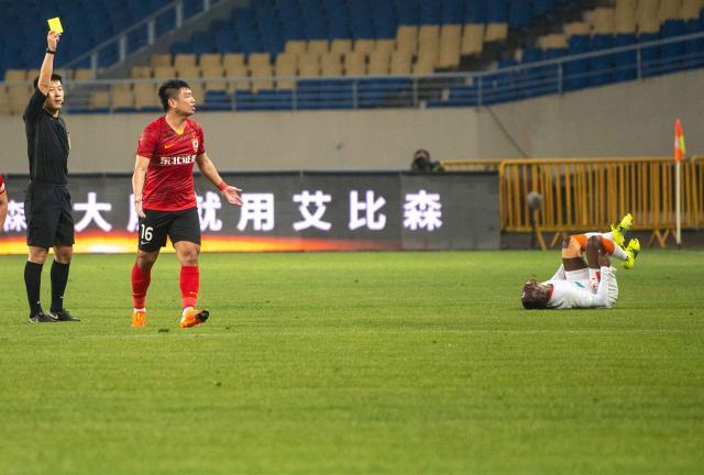 kaiyun-亚泰备战不停歇 蒋哲：间歇期大家都练瘦了、晒黑了